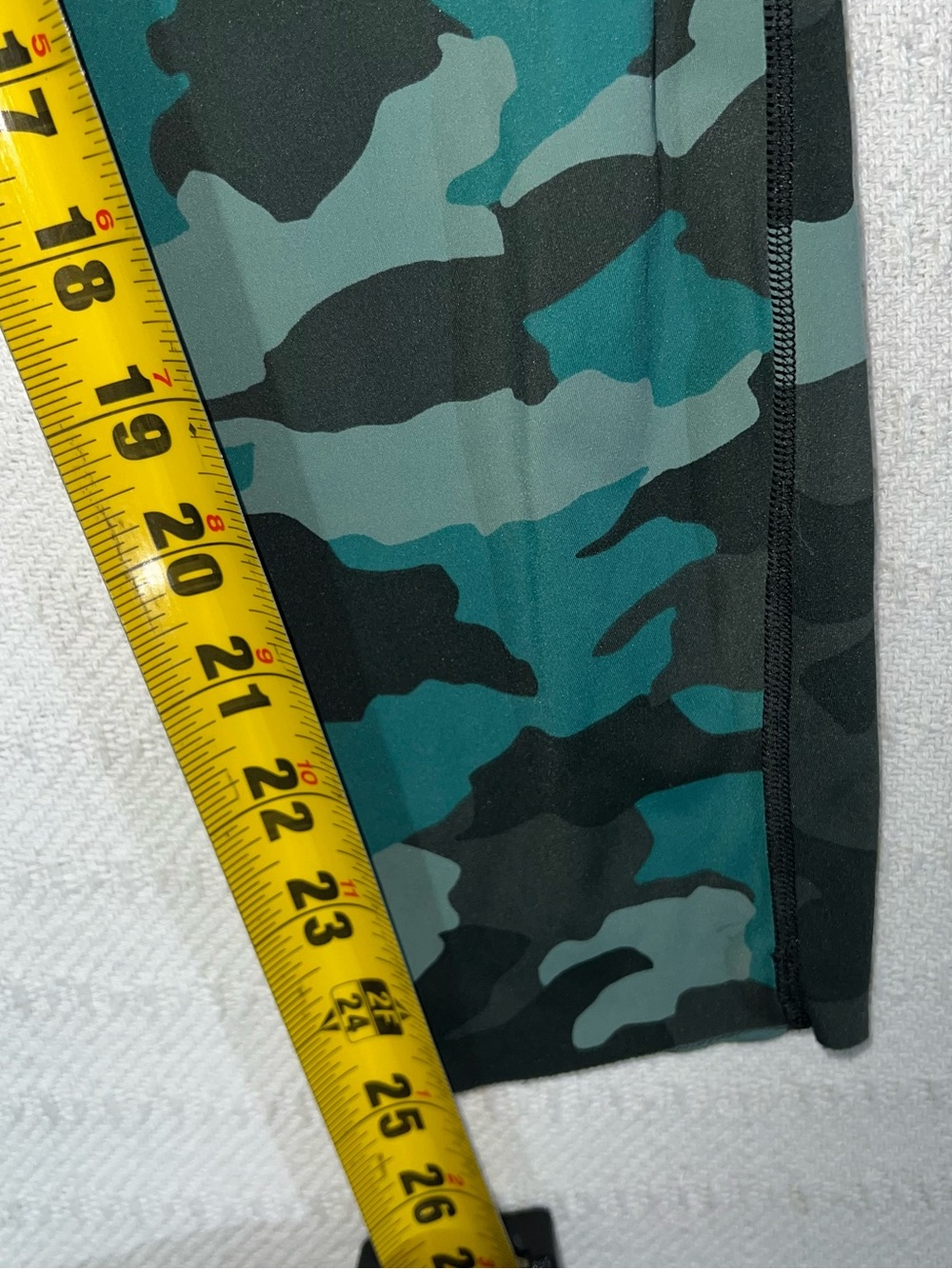 Lululemon Base Pace High Rise Running Tight 25" Womens 8 Camo Gym Active - Picture 8 of 8